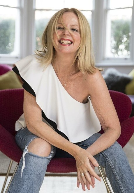 Clare Grogan photo 74
