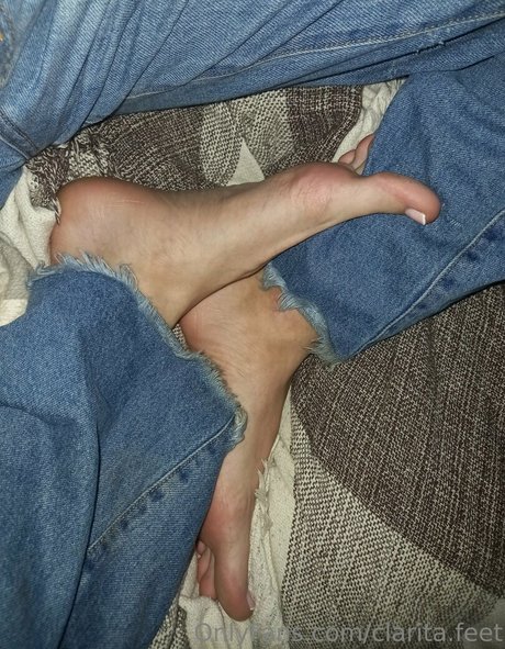 Clarita.feet photo 22