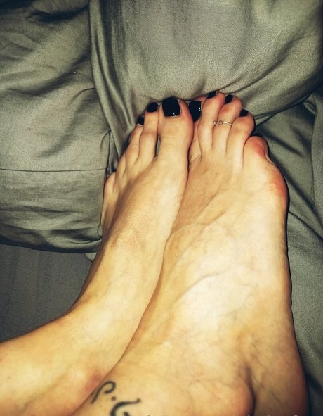 Clarita.feet photo 29