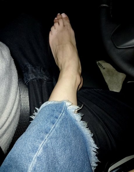 Clarita.feet photo 47