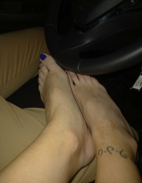 Clarita.feet photo 54