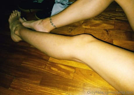Clarita.feet photo 57