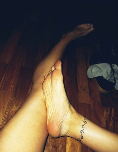 Clarita.feet photo 58