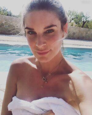 Claudelle Deckert photo 86