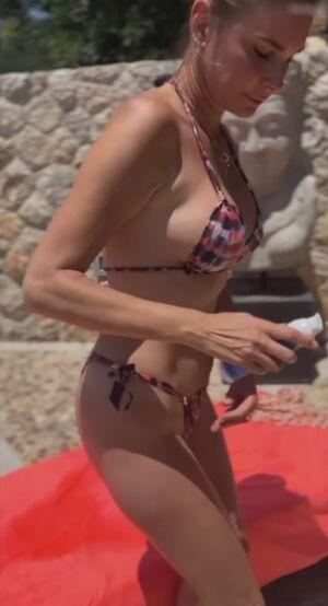 Claudelle Deckert photo 94
