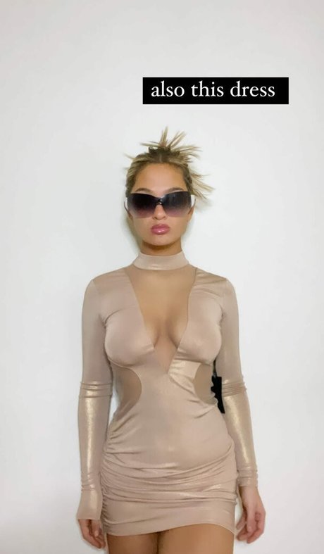 Claudia Conway photo 3