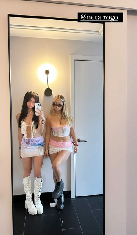 Claudia Conway photo 10