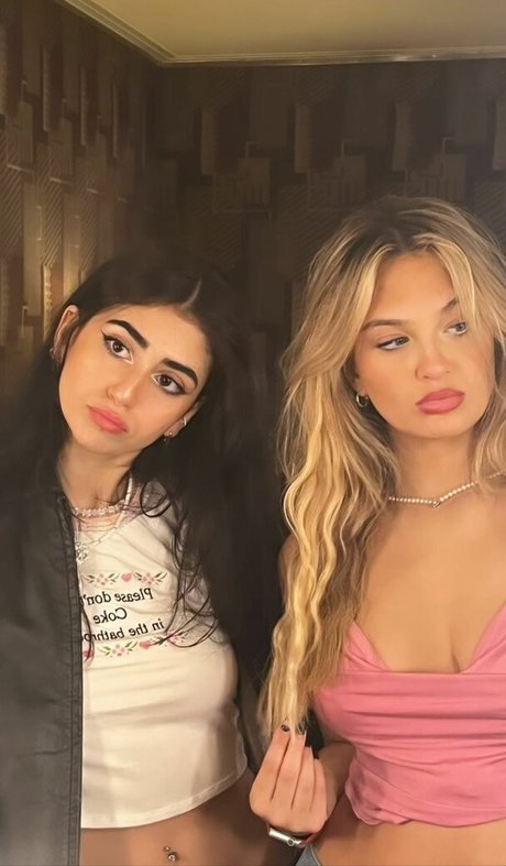 Claudia Conway photo 58