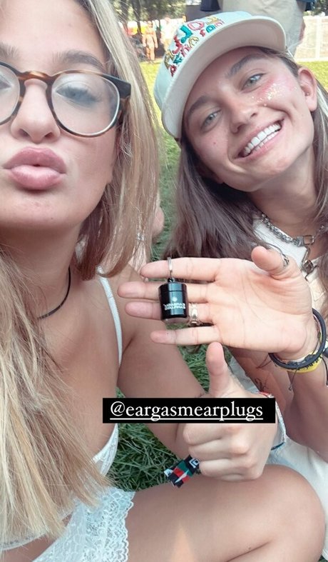 Claudia Conway photo 68