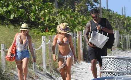 Claudia Sampedro photo 129