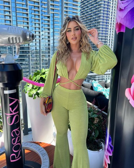 Claudia Sampedro photo 263