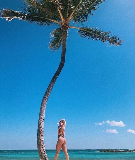 Claudia Sampedro photo 289