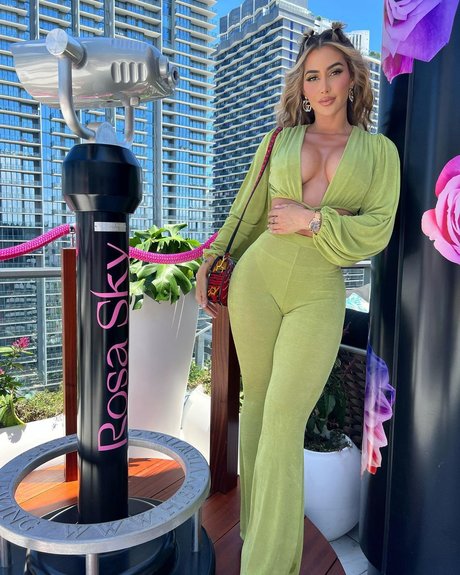 Claudia Sampedro photo 809