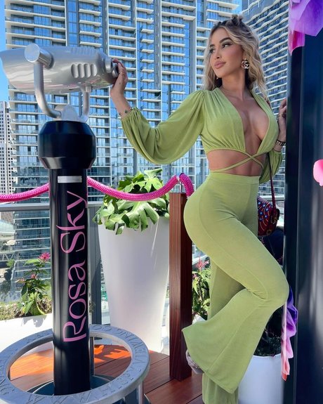 Claudia Sampedro photo 811