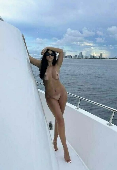 Claudia Tihan photo 67