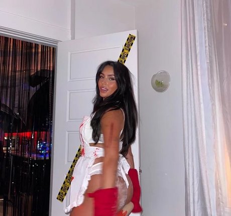 Claudia Tihan photo 241