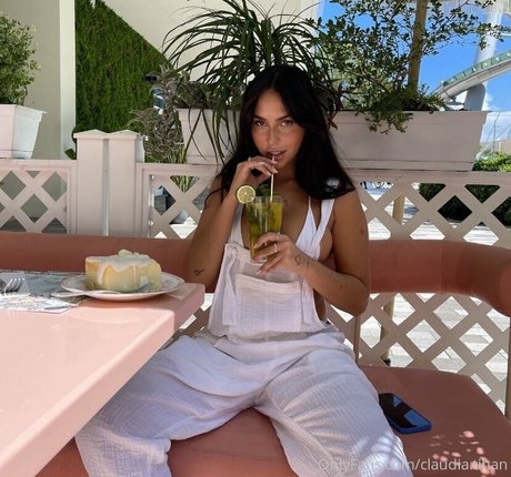 Claudia Tihan photo 331