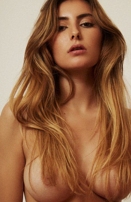 Clemence Navarro photo 15