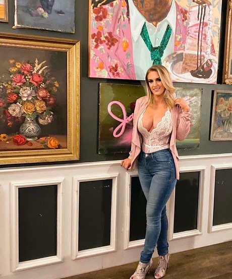 Cori Klein photo 52