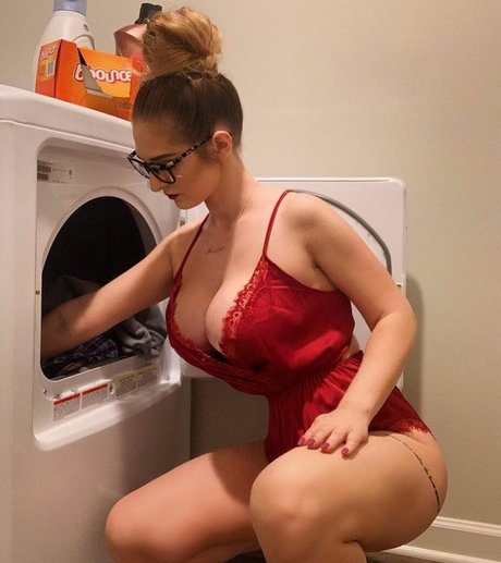 Cori Klein photo 172