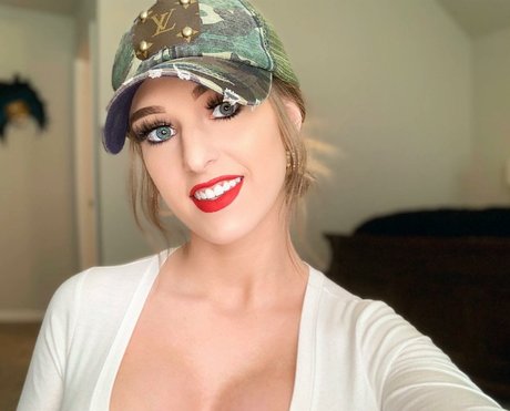 Cori Klein photo 195