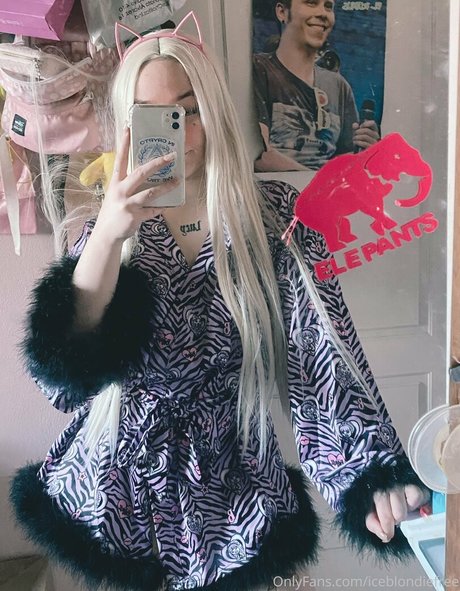 Cosplayfoxyuzumaki photo 78