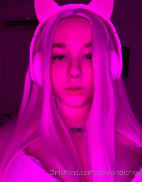 Cosplayfoxyuzumaki photo 344