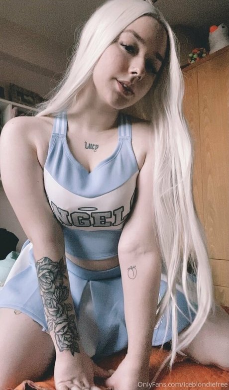 Cosplayfoxyuzumaki photo 422