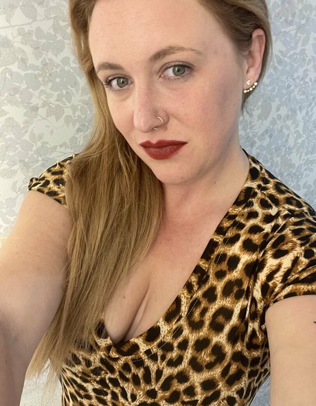 Countrycockqueenfree photo 8