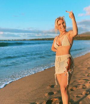 Courtney Miller photo 19
