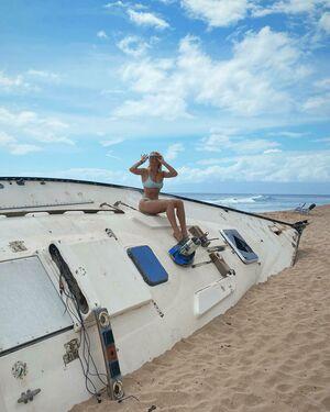 Courtney Miller photo 22