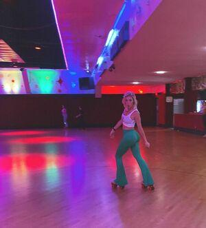 Courtney Miller photo 78