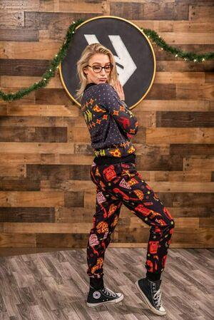 Courtney Miller photo 96