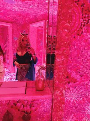 Courtney Miller photo 99