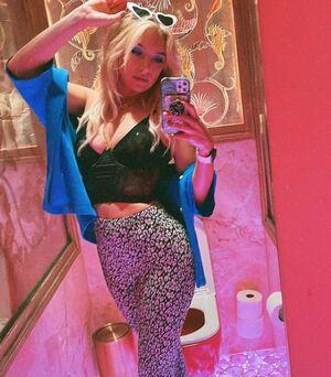 Courtney Miller photo 116