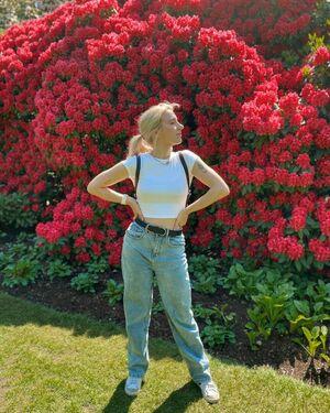 Courtney Miller photo 243