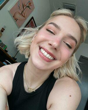 Courtney Miller photo 381