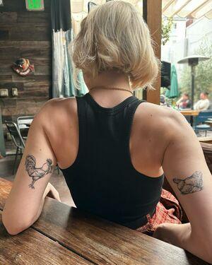 Courtney Miller photo 383