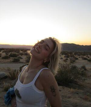 Courtney Miller photo 449