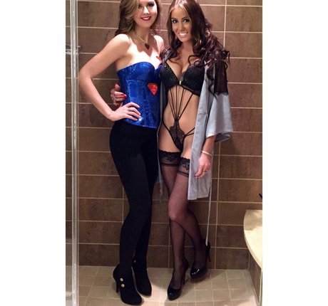 Courtney O'Connell photo 53