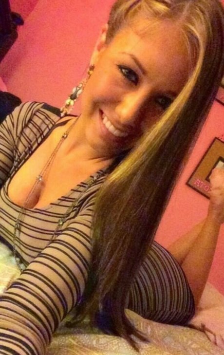 Courtney O'Connell photo 67