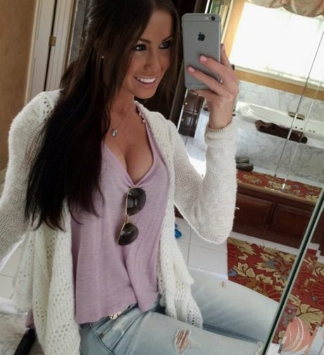 Courtney O'Connell photo 70