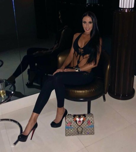 Courtney O'Connell photo 80