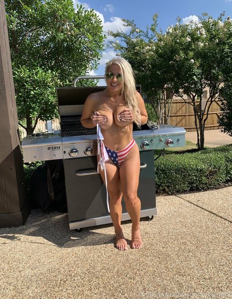 Courtneyanntt photo 155