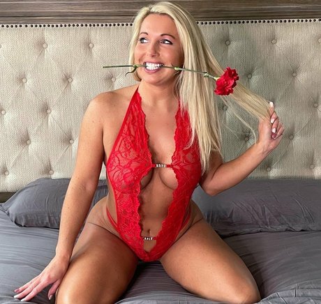 Courtneyanntt photo 375