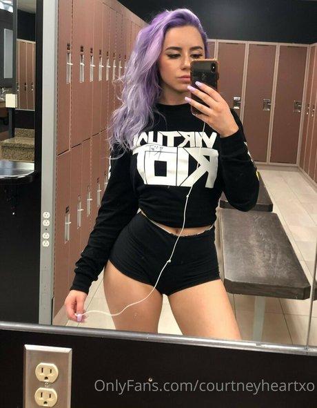 Courtneyheartxo photo 126
