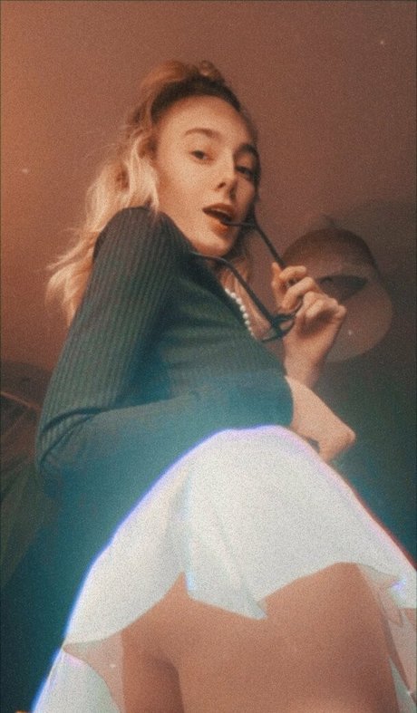 Courtneyriverss photo 234