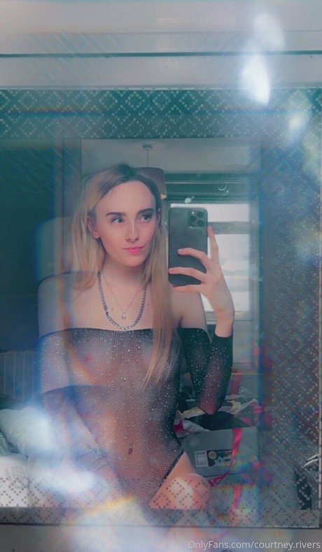 Courtneyriverss photo 273