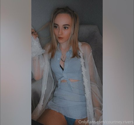 Courtneyriverss photo 333