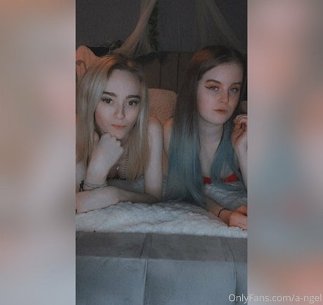Courtneyriverss photo 455